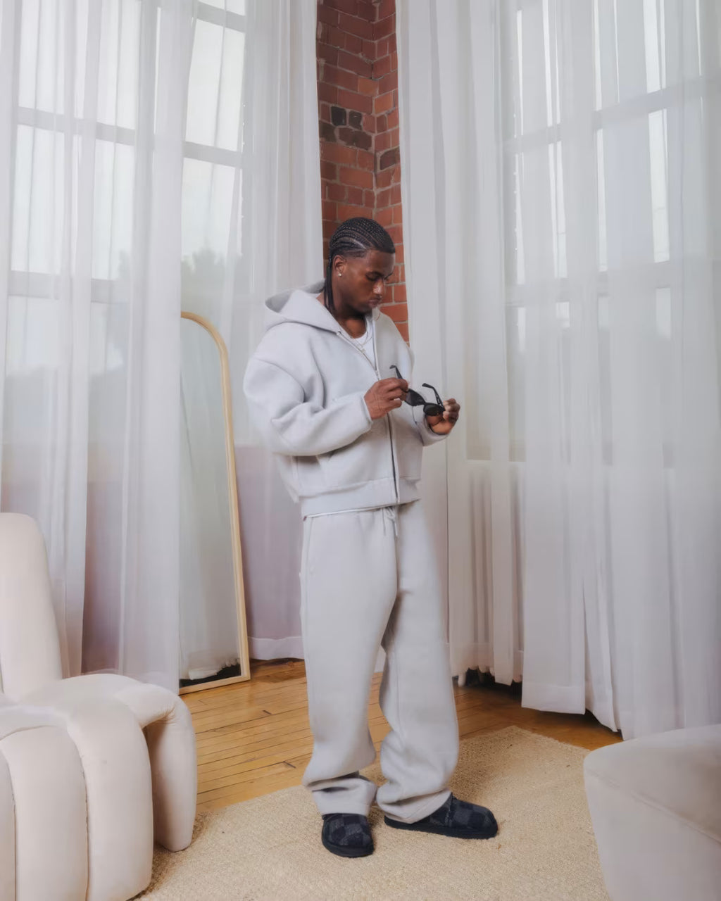 V2 Cloud Zip Hoodie In Concrete